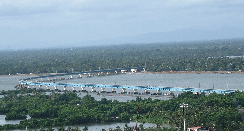 Vembanad_Rail_Bridge_Kochi