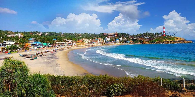 Kovalam_Beach_Trivandrum_Kerala_Tour_Packages