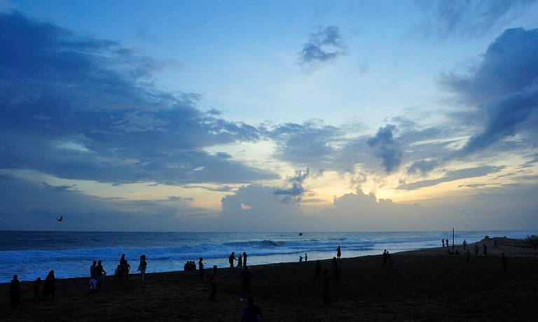 Shankumugham_Beach_Trivandrum
