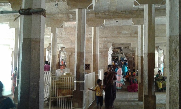 Sri_Vaithamanidhi_Perumal_Temple_NavaThirupati
