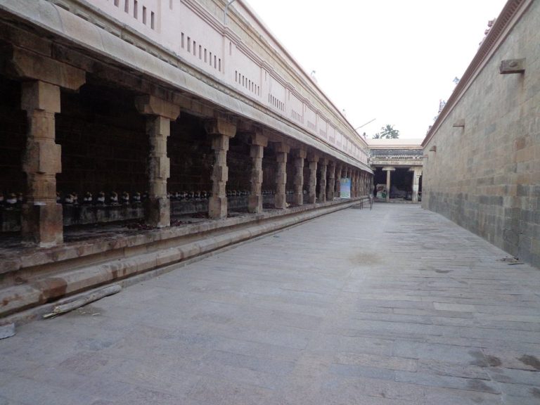 Thiruvanaikaval_Jambhukeshwarar_Temple